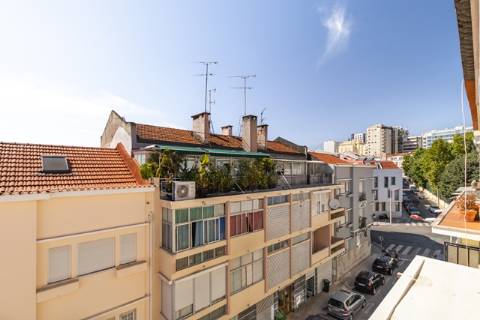 Apartamento T3+1 no Areeiro - Lisboa