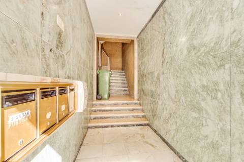 Apartamento T3+1 no Areeiro - Lisboa