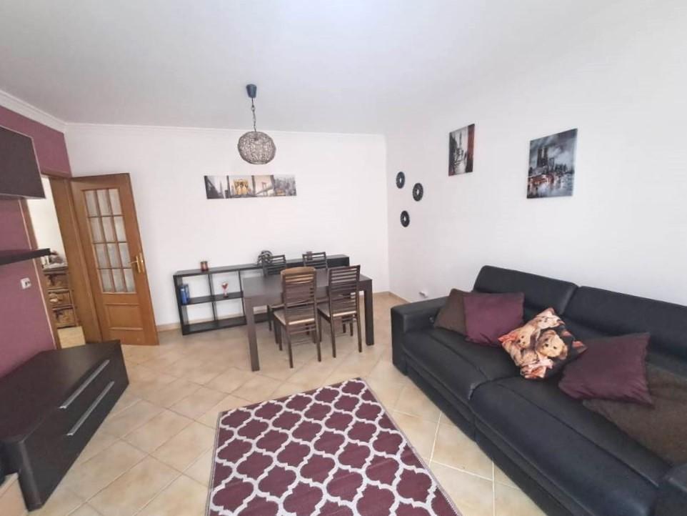 Apartamento T3 mobilado para Arrendamento Anual - Urb. Mato Santo Espirito, Tavira