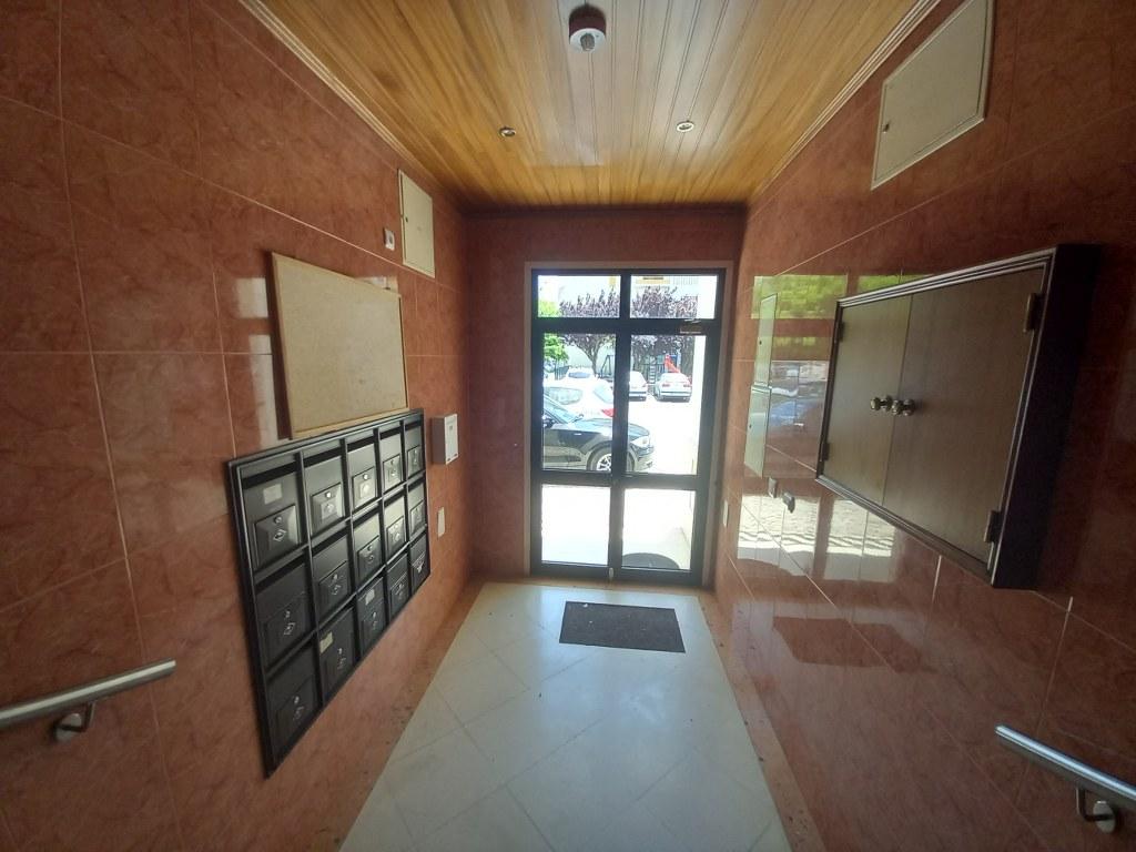 Apartamento T2 Renovado na Castanheira do Ribatejo