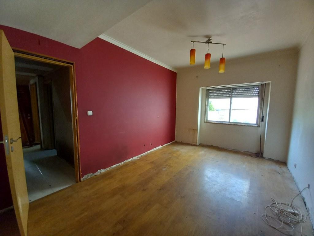 Apartamento T2 Totalmente Remodelado na Póvoa de Santo Adrião