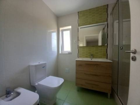 Apartamento T4 Duplex na Castanheira do Ribatejo