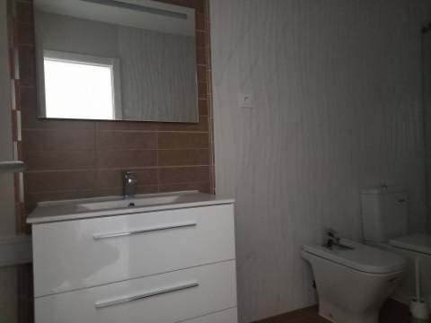 Apartamento T4 Duplex na Castanheira do Ribatejo