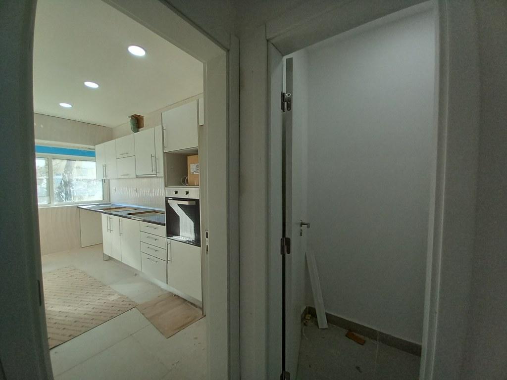 Apartamento T3 renovado - Agualva, Cacém