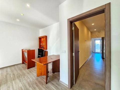 Moradia T4, com terreno, em Lavos, Figueira da Foz