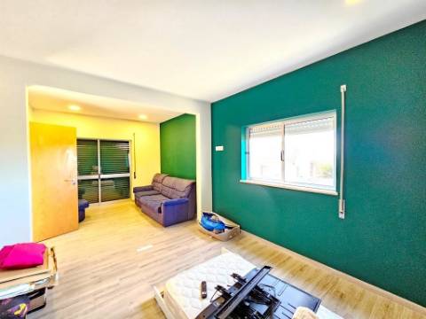 Moradia T4, com terreno, em Lavos, Figueira da Foz