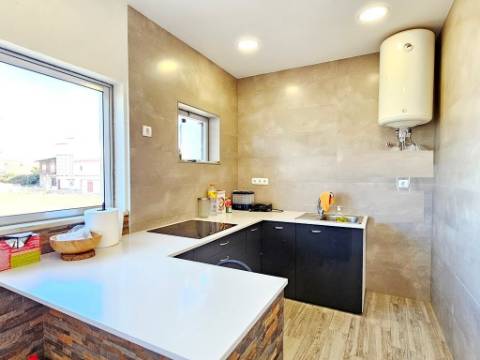 Moradia T4, com terreno, em Lavos, Figueira da Foz