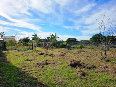 Moradia T4, com terreno, em Lavos, Figueira da Foz