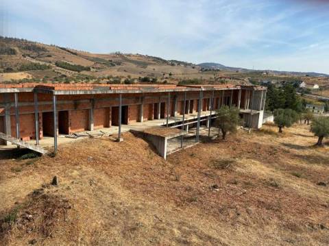 Solar dos Pimentéis, Palácio para recuperar em Mogadouro, Bragança
