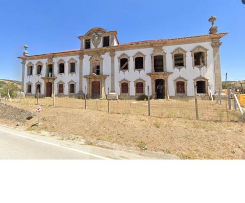 Solar dos Pimentéis, Palácio para recuperar em Mogadouro, Bragança