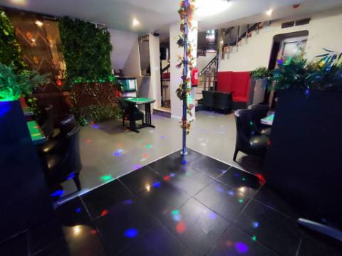 VENDA DE BAR - ESPAÇO COMERCIAL COM LICENÇA DE DIVERSÃO NOCTURNA