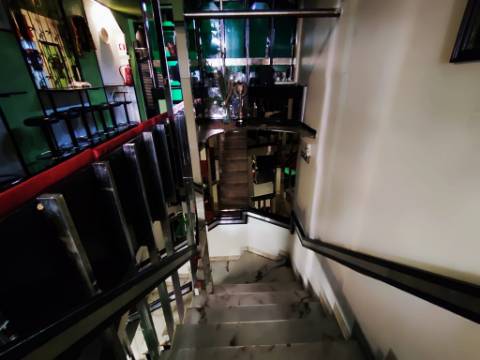 VENDA DE BAR - ESPAÇO COMERCIAL COM LICENÇA DE DIVERSÃO NOCTURNA