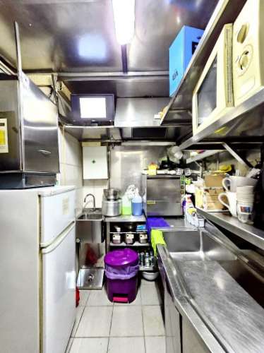 VENDA DE BAR - ESPAÇO COMERCIAL COM LICENÇA DE DIVERSÂO NOCTURNA