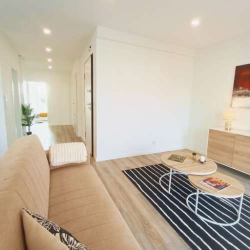 Apartamento T3 totalmente remodelado, em Benfica