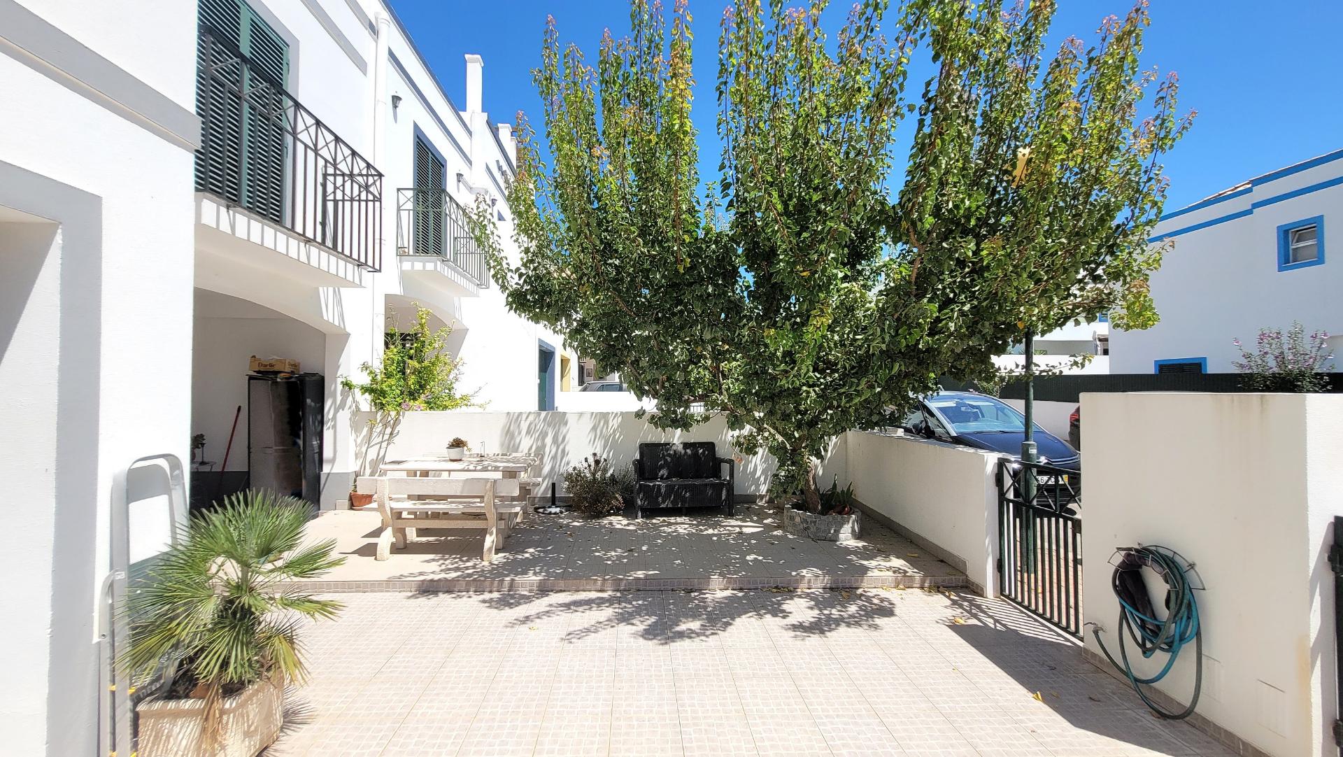 Moradia T4 com Vista Mar perto do Centro de Tavira