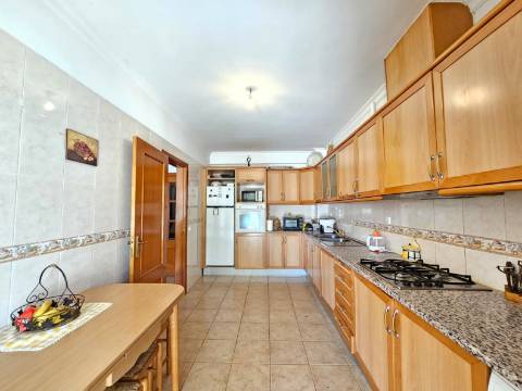 Moradia T4 com Vista Mar perto do Centro de Tavira