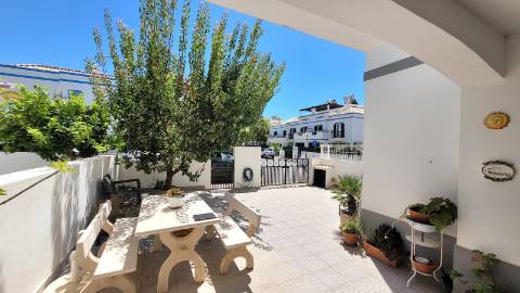 Moradia T4 com Vista Mar perto do Centro de Tavira