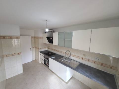 Apartamento T2 na Tapada das Mercês