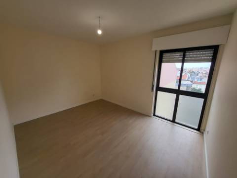 Apartamento T2 na Tapada das Mercês