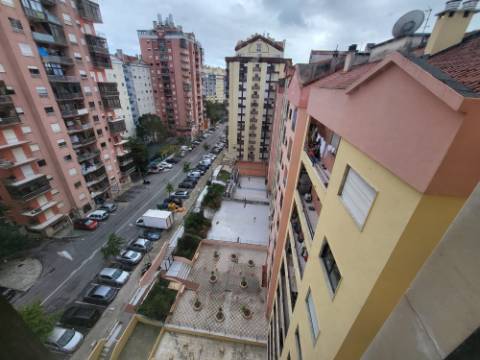 Apartamento T2 na Tapada das Mercês