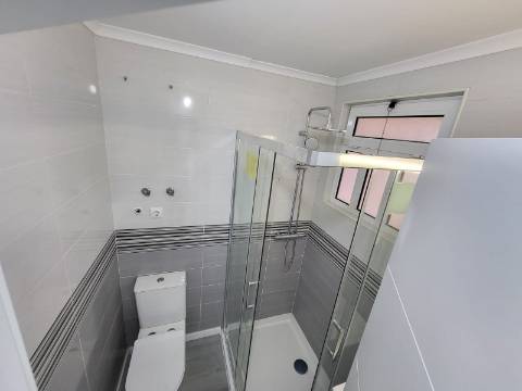 Apartamento T2 Totalmente Remodelado com Vista para a Serra da Mira