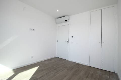 Nova Moradia T4 em Tavira - Conforto e Elegância