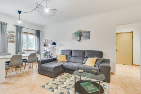 Apartamento T2 em Santa Iria