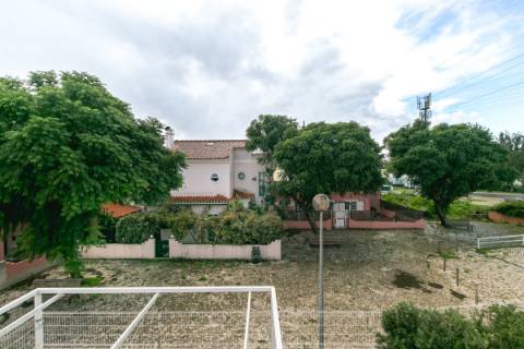 Apartamento T2 em Santa Iria