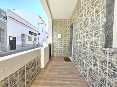 Moradia Renovada no Centro de Cabanas de Tavira