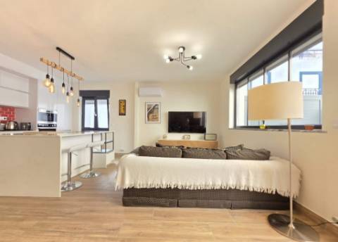 Moradia Renovada no Centro de Cabanas de Tavira