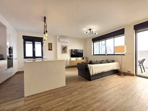 Moradia Renovada no Centro de Cabanas de Tavira