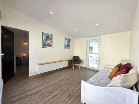 Moradia Renovada no Centro de Cabanas de Tavira