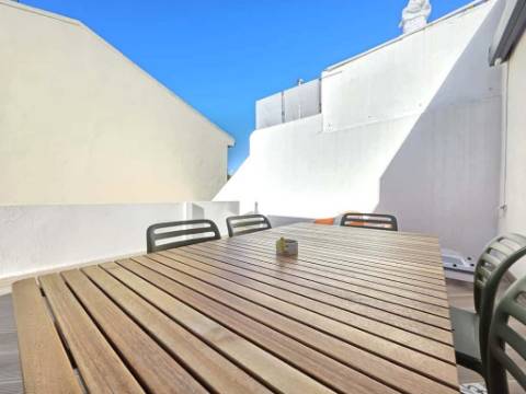 Moradia Renovada no Centro de Cabanas de Tavira