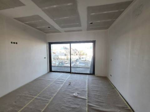 Apartamento T2 em condomínio fechado com piscina na Fuzeta.