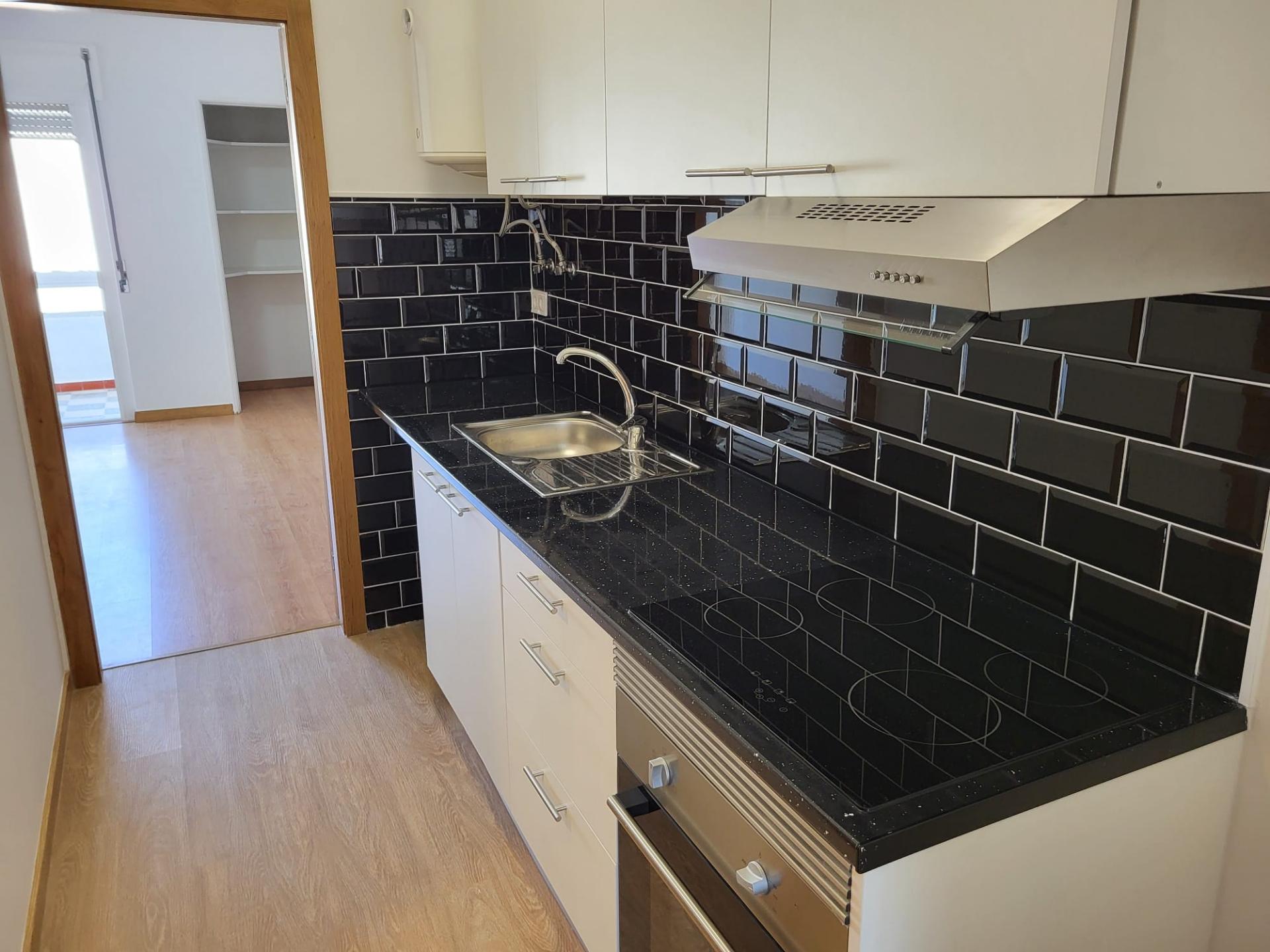 T1 Renovado | Elevador | Monte Abraão Praceta Pedro Alexandrino