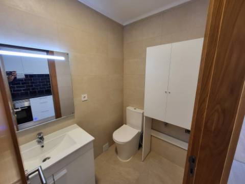 T1 Renovado | Elevador | Monte Abraão Praceta Pedro Alexandrino