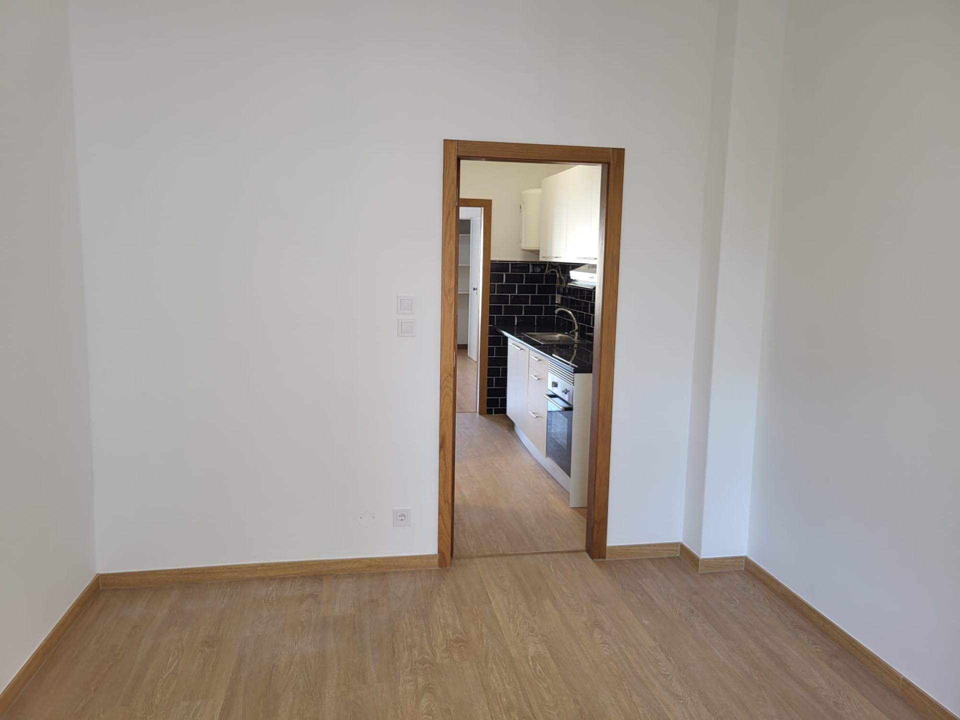 T1 Renovado | Elevador | Monte Abraão Praceta Pedro Alexandrino