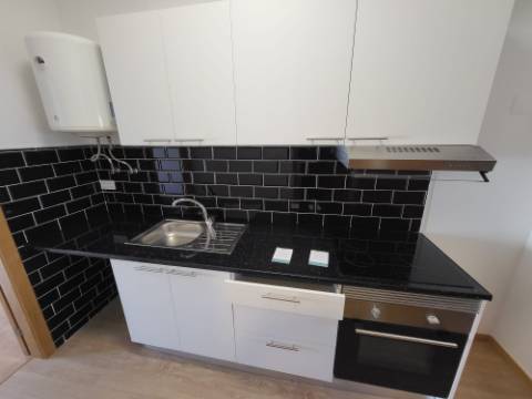 T1 Renovado | Elevador | Monte Abraão Praceta Pedro Alexandrino