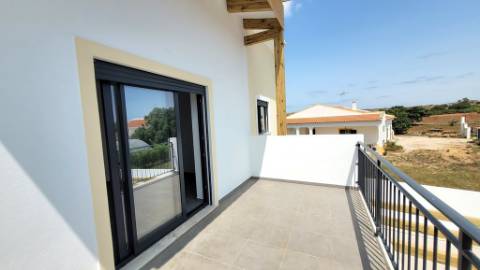 Moradia Nova T3+1 com Piscina Privada - Vila Nova de Cacela, Algarve