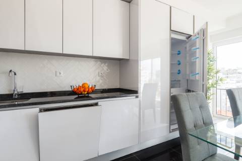 Apartamento T3 Totalmente remodelado, em Benfica - Lisboa