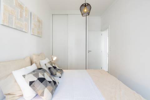 Apartamento T3 Totalmente remodelado, em Benfica - Lisboa