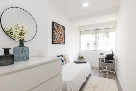 Apartamento T3 Totalmente remodelado, em Benfica - Lisboa