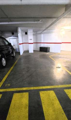 Apartamento com Piscina e Terraços Amplos em Tavira