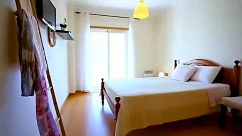 Apartamento T2 com terraço e garagem em Tavira