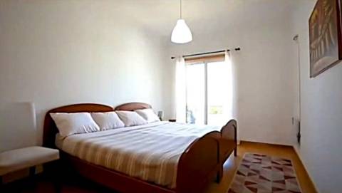 Apartamento T2 com terraço e garagem em Tavira