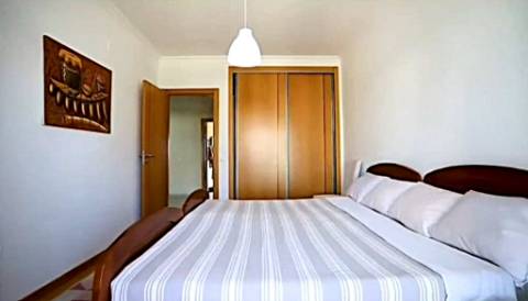 Apartamento T2 com terraço e garagem em Tavira