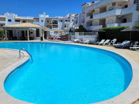 Apartamento T1 em Urbanização com Piscina, Tavira.