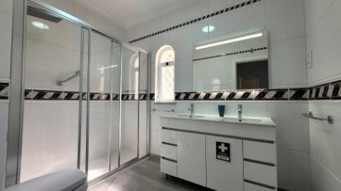 Apartamento T1 em Urbanização com Piscina, Tavira.