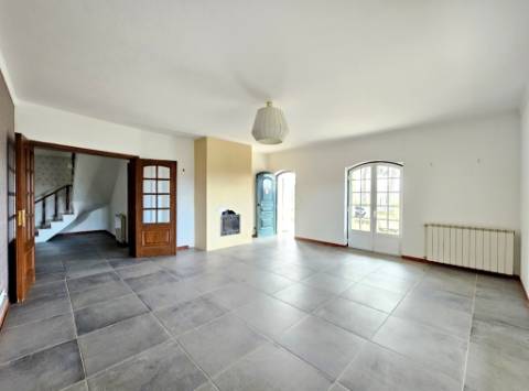 Moradia T4 em Ramalhal, Torres Vedras