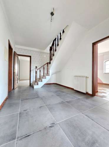 Moradia T4 em Ramalhal, Torres Vedras